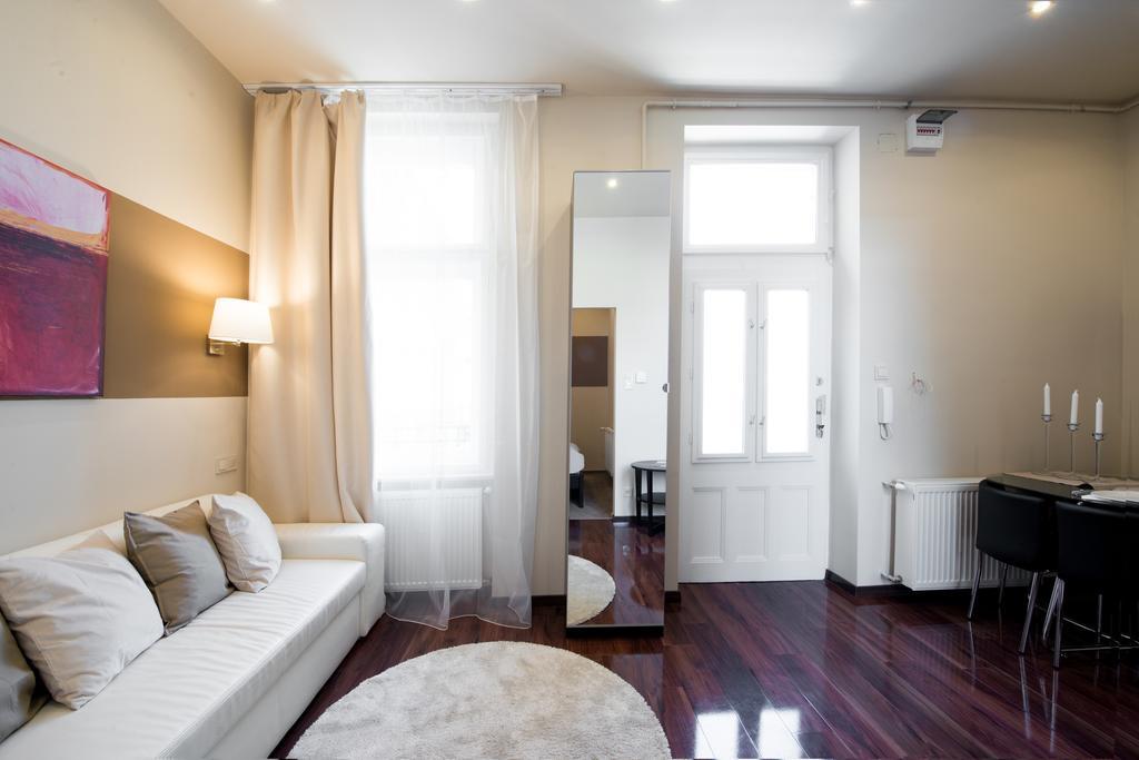 Little Boss Apartment ブダペスト エクステリア 写真